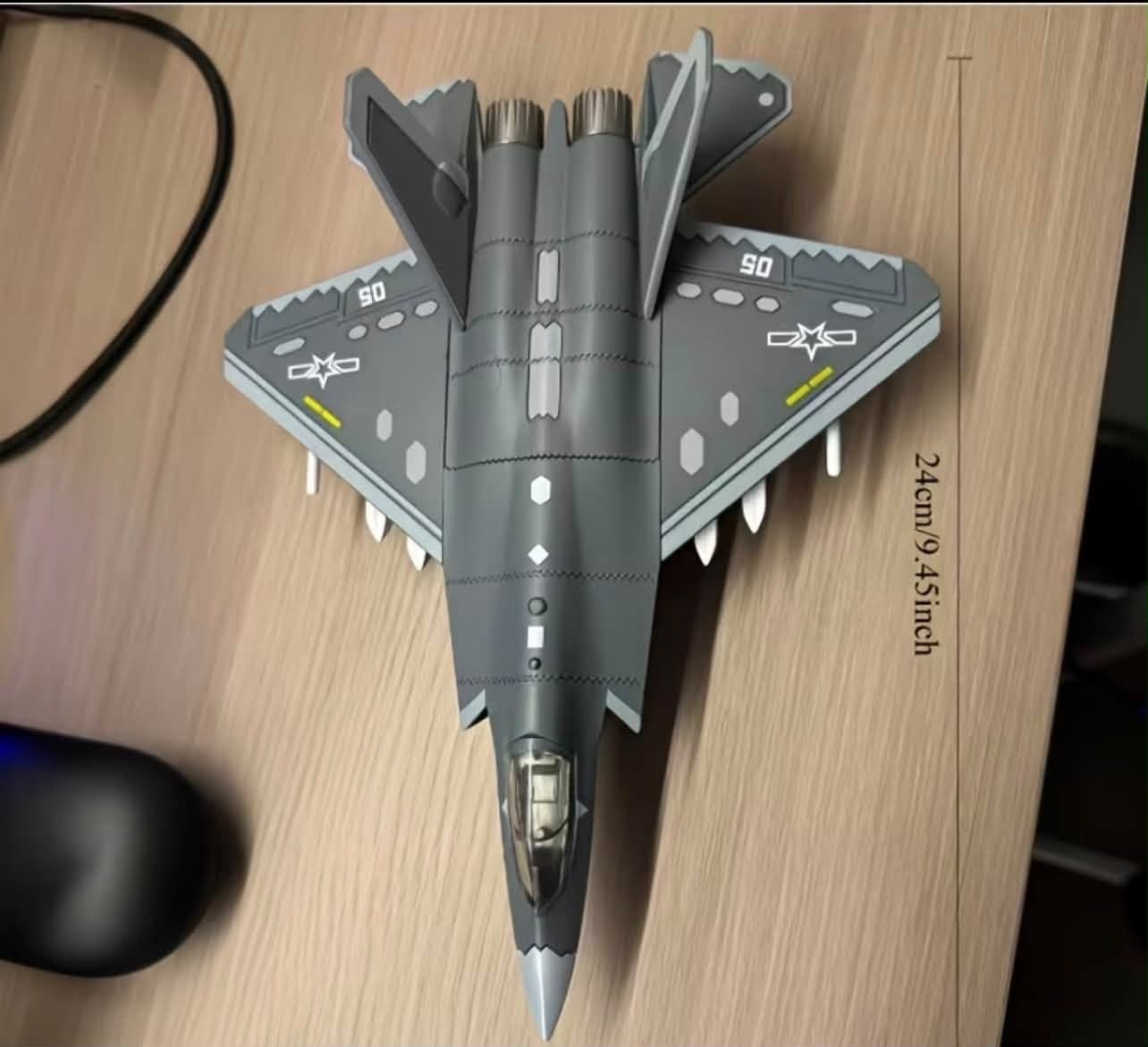 J-35 Aircraft Plastic Model Kit